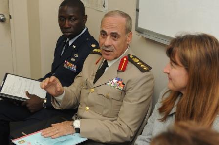 Egyptian general visits DLIFLC