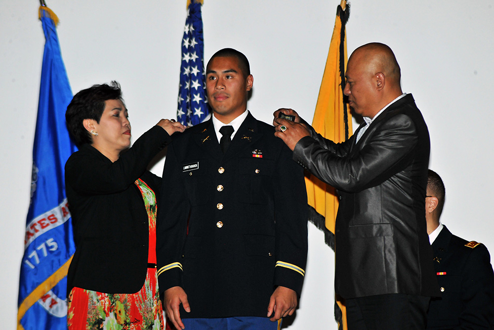 Commandant speaks at ROTC commissioning at Berkeley