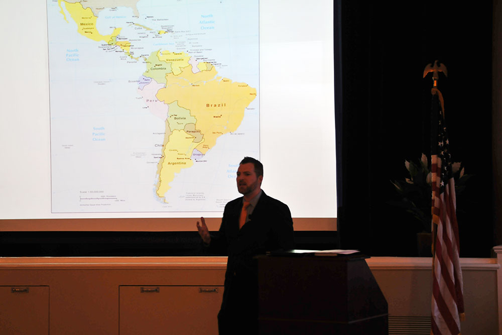 FAO program guest speaker on the U.S. and Latin America