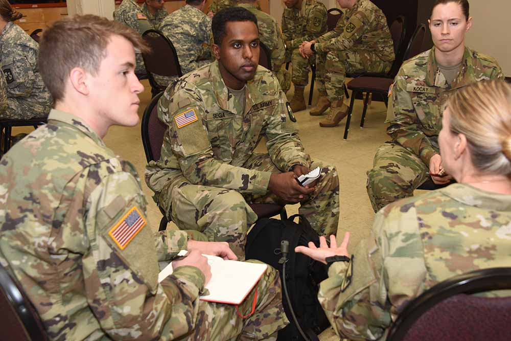 Berkeley cadets learn lessons from Presidio Soldiers