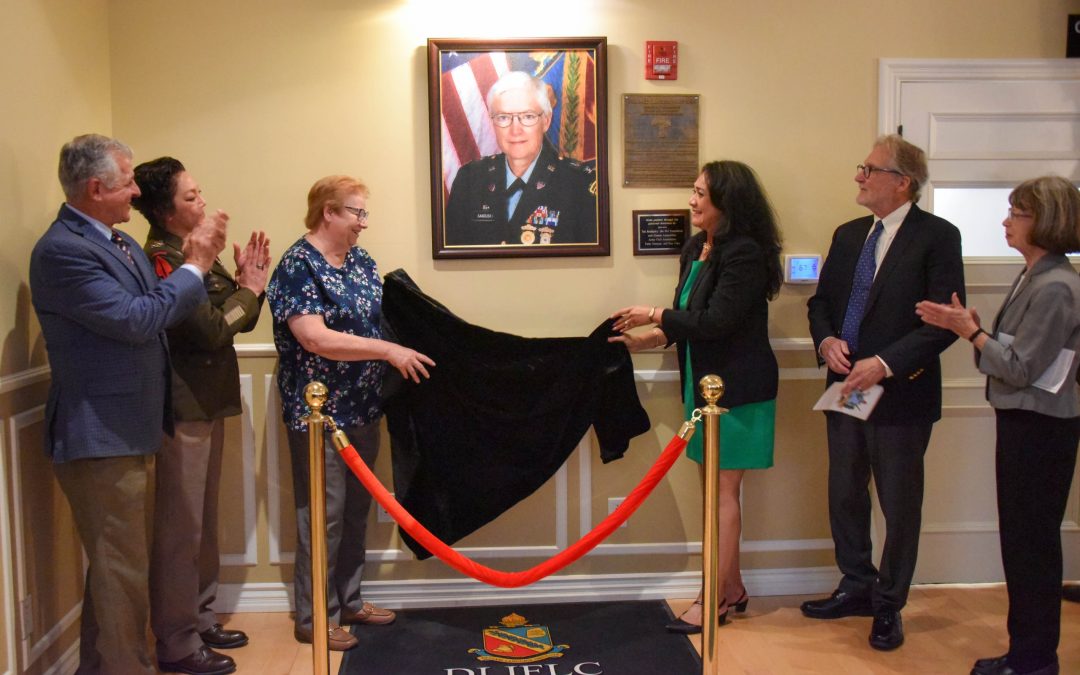 Unveiling_4098
